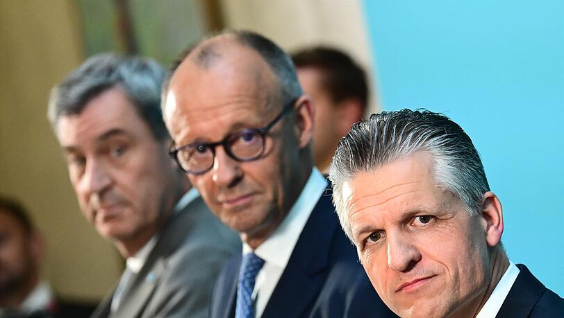 Die Parteichefs und der von ihnen vorgeschlagene neue Fraktionschef.