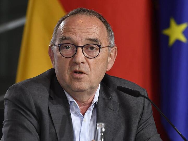 SPD-Bundesvorsitzender Norbert Walter-Borjans kritisiert den CDU-Vorschlag zur Wahlreform.