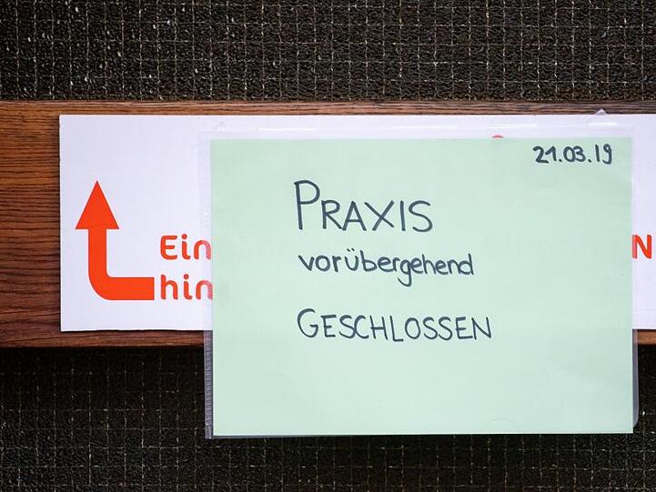 Der im Würzburger Kinderporno-Fall verhaftete Sprachtherapeut schweigt zu den Vorwürfen.