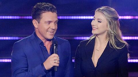 Stefan Mross und Anna-Carina Woitschack vor wenigen Wochen in der TV-Show "Das große Schlagerjubiläum 2022 - Auf die nächsten 100!"