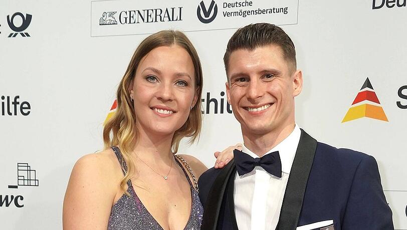 Werden erstmals Eltern: Lukas Dauser und seine Ehefrau Viktoria beim Ball des Sports im Februar 2024.