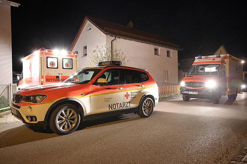 Am Mittwochabend kam es zu einem schweren Raubüberfall in Traunreut. Die Bilder vom Einsatz.