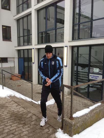 Erster Tag bei den Löwen: Rob Friend ist an der Grünwalder angekommen und bekommt die Nummer 9