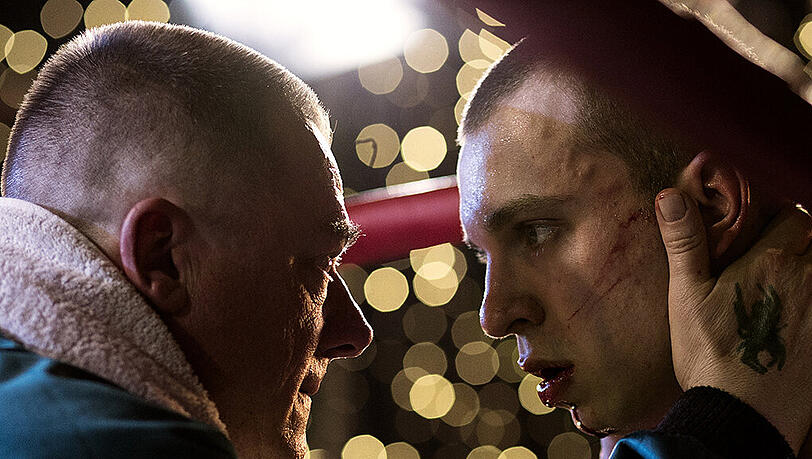 Sein ganzer Stolz: Herbert (Peter Kurth) will seinen Schützling Eddy (Edin Hasanovic) zu einem besseren Boxer machen, als er selbst je war. Sein ganzer Stolz: Herbert (Peter Kurth) will seinen Schützling Eddy (Edin Hasanovic) zu einem besseren Boxer machen, als er selbst je war.