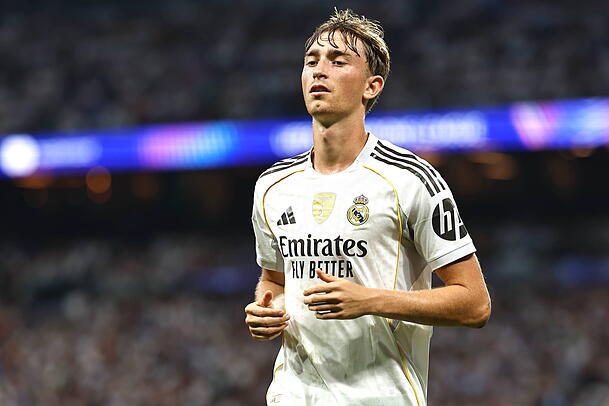 Der FC Bayern zeigte laut Nicolas Jacksons Berater Interesse an Dean Huijsen, der am Ende zu Real Madrid wechselte.