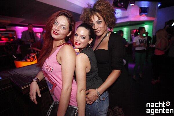 Und auch diesen Samstag im Crown's Club: "Garden & Restaurant". Mehr Bilder unter: www.nachtagenten.de