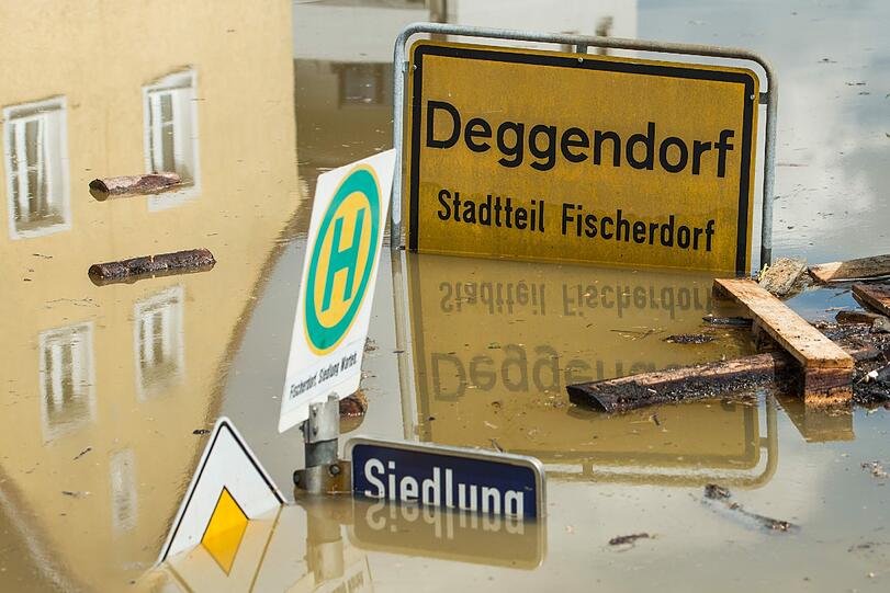 Nach zwei Dammbrüchen an Isar und Donau erwischt es Deggendorf.