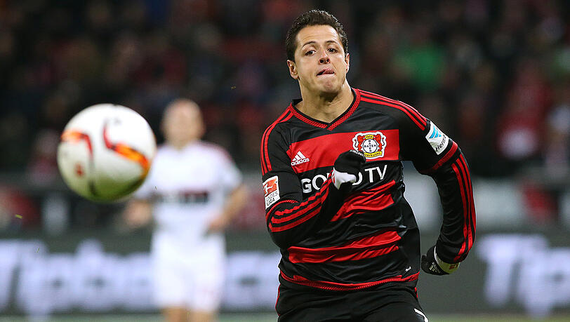 Fehlt Bayer Leverkusen auch im Spiel gegen die Bayern: Angreifer Chicharito. Fehlt Bayer Leverkusen auch im Spiel gegen die Bayern: Angreifer Chicharito.
