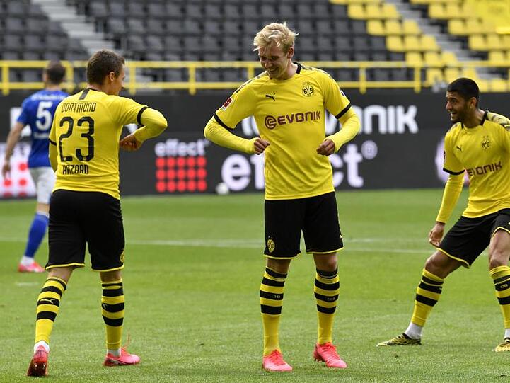 Die Dortmunder feierten einen klaren Derbysieg.