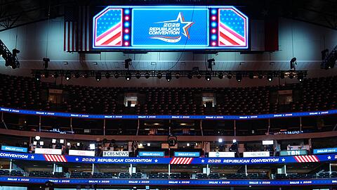 Die Republikaner halten ihren ersten Midterms-Parteitag in Dallas im US-Bundesstaat Texas ab.