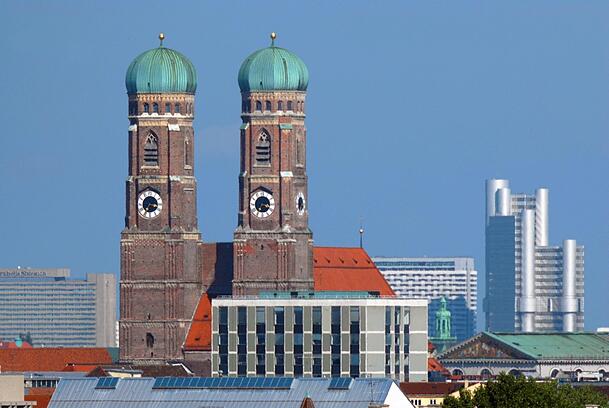 Der Südturm der Münchner Frauenkirche ist wieder begehbar.