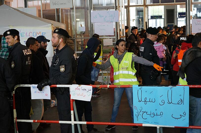 20 000 Flüchtlinge sind am Wochenende in München angekommen. Die Bilder vom Hauptbahnhof.