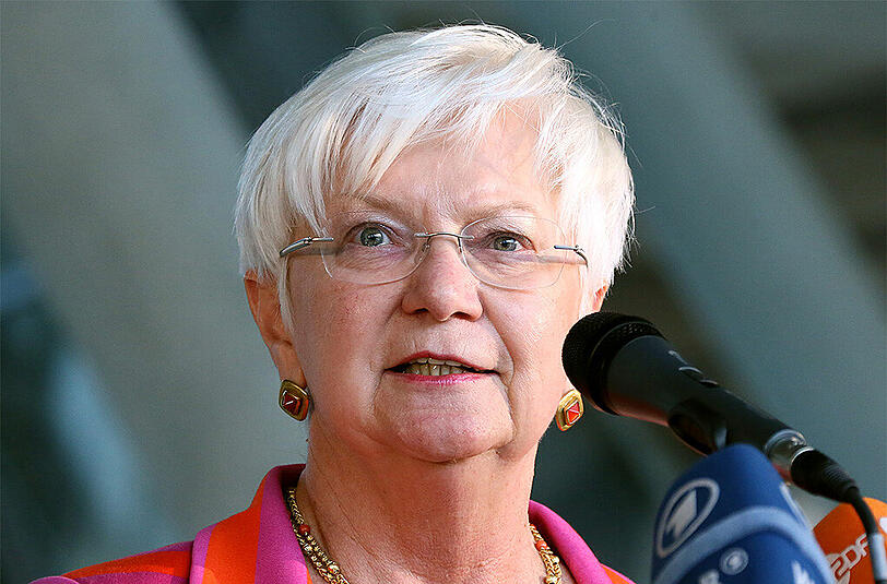 Die Vorsitzende der CSU-Landesgruppe im Bundestag, Gerda Hasselfeldt, hat ihr Nein zum Cannabis-Konsum für Schwerkranke revidiert.