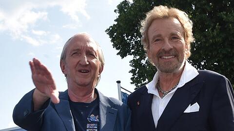 Mike Krüger (li.) und Thomas Gottschalk: Gute Freunde kann nicht einmal "furchtbare Gemüsebrühe" trennen.