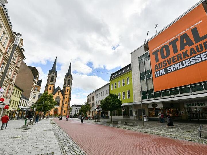 Werbung für Händler: Hof verlängert Vertrag mit Bloggerin. Foto: Matthias Merz
