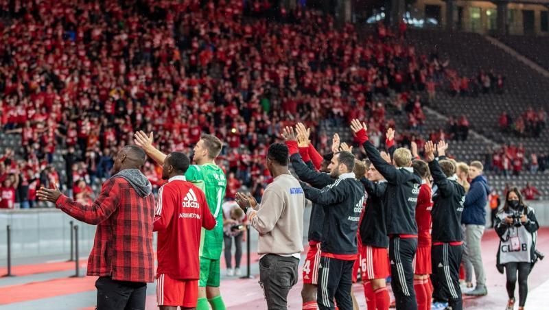 Der 1. FC Union Berlin feierte mit den Fans den Einzug in die Gruppenphase der Conference League.