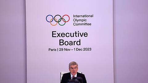 IOC-Chef Thomas Bach bei der Exekutivesitzung in Paris.