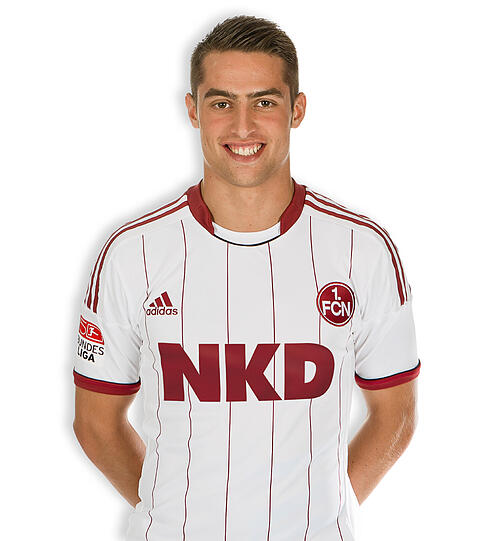 Robert Mak: Note 2-. Was er kann, wissen alle beim Club, nur er selbst nicht. War nur durch Fouls zu bremsen, nahm sich aber auch schön seine Pausen.  Vorlage zum 2:1 für Polter und 3:1 für Pekhart.