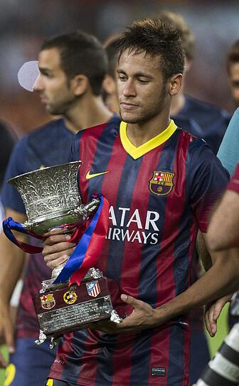 NEYMAR - Ganz Europa hat den brasilianischen Zauberfuß Neymar in den vergangenen Jahren gejagt. Verpflichten konnte ihn letztendlich der FC Barcelona. Der 1,74 m große Flügelspieler ist die große Hoffnung der brasilianischen Nationalmannschaft für die Heim-WM 2014.