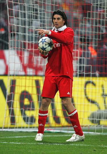 Er ist der erfolgreichste ausländische Torschütze in der Bundesligageschichte: Für den FC Bayern traf Claudio Pizarro bislang 125 Mal.