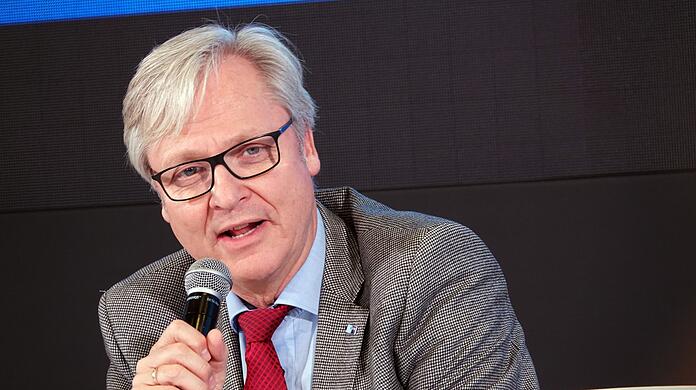 Martin Wansleben, Hauptgeschäftsführer des Deutschen Industrie- und Handelskammertages (DIHK), bei der Konferenz der Auslandshandelskammer (AHK).