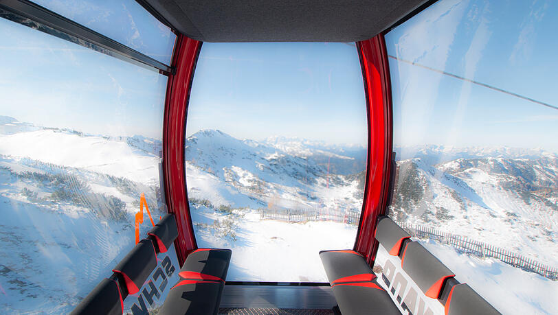 Die Gondeln der Schwarzwandbahn in Zauchensee erlauben einen Bergpanorama-Rundumblick.