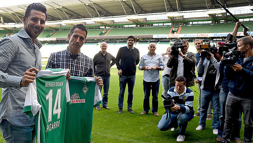 Heuert zum dritten Mal bei Werder bremen an: Claudio Pizarro. Heuert zum dritten Mal bei Werder bremen an: Claudio Pizarro.