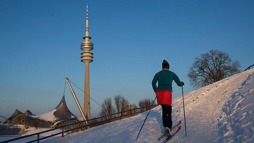 So ein Anstieg im Olympiapark wärmt auf.