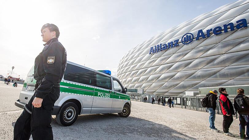 Die Allianz Arena in Fröttmaning. Hier starb Anfang April ein Mann. (Symbolbild)