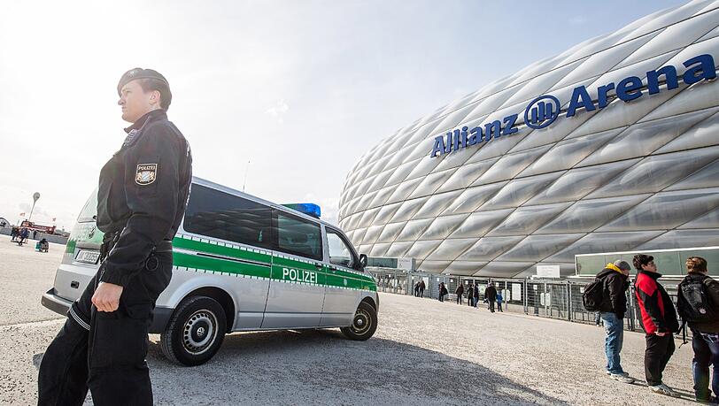 Die Allianz Arena in Fröttmaning. Hier starb Anfang April ein Mann. (Symbolbild) Die Allianz Arena in Fröttmaning. Hier starb Anfang April ein Mann. (Symbolbild)