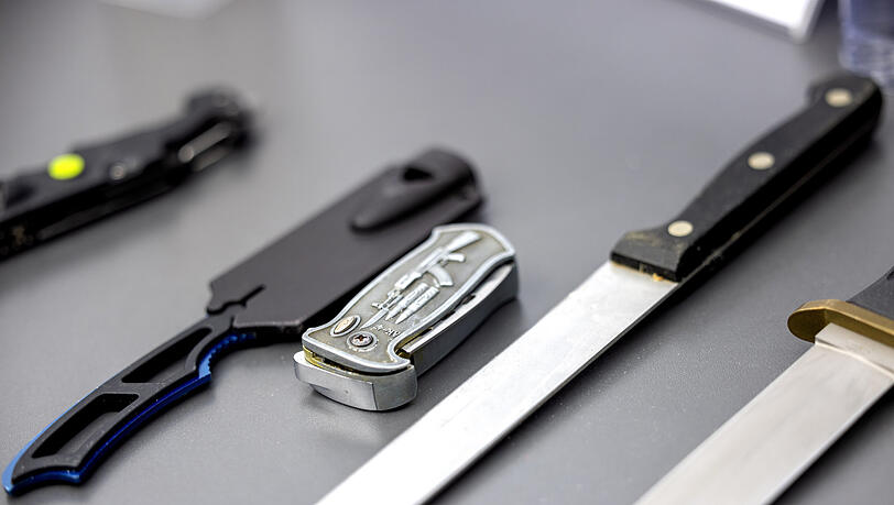Welche Messer sollen künftig erlaubt und verboten sein? Oder ist die Debatte müßig?
