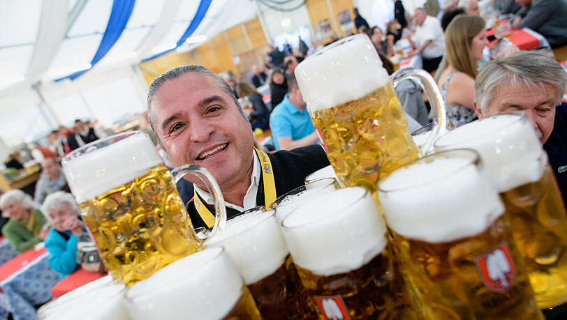 Am Freitag startet wieder die Truderinger Festwoche. (Archivbild) Am Freitag startet wieder die Truderinger Festwoche. (Archivbild)