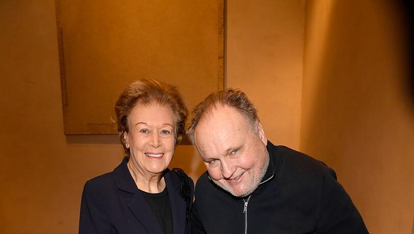 Gut gelaunt: Vinzenz-Murr-Chefin Evi Brandl mit AZ-Verleger Prof. Dr. Martin Balle.