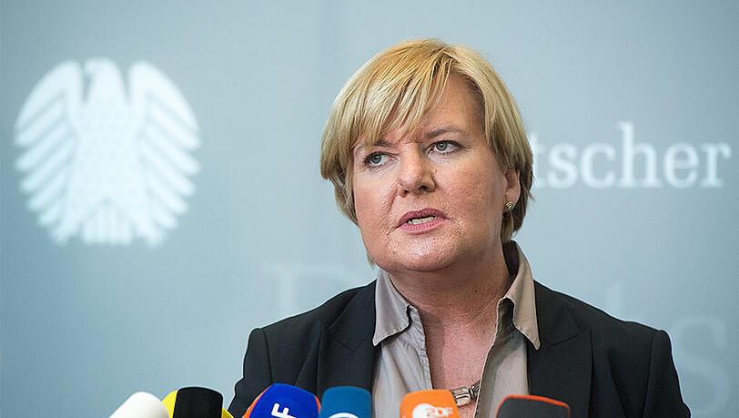 Eva Högl ist die Vorsitzende des Untersuchungsausschusses des Bundestages zur Edathy-Affäre. Eva Högl ist die Vorsitzende des Untersuchungsausschusses des Bundestages zur Edathy-Affäre.