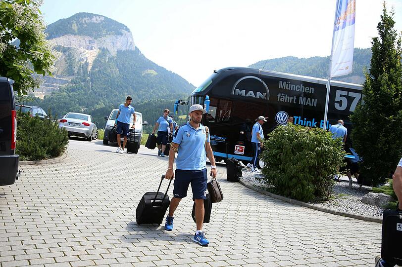 Der TSV 1860 München ist im Trainingslager in Bad Häring angekommen - die ersten Bilder aus Österreich.