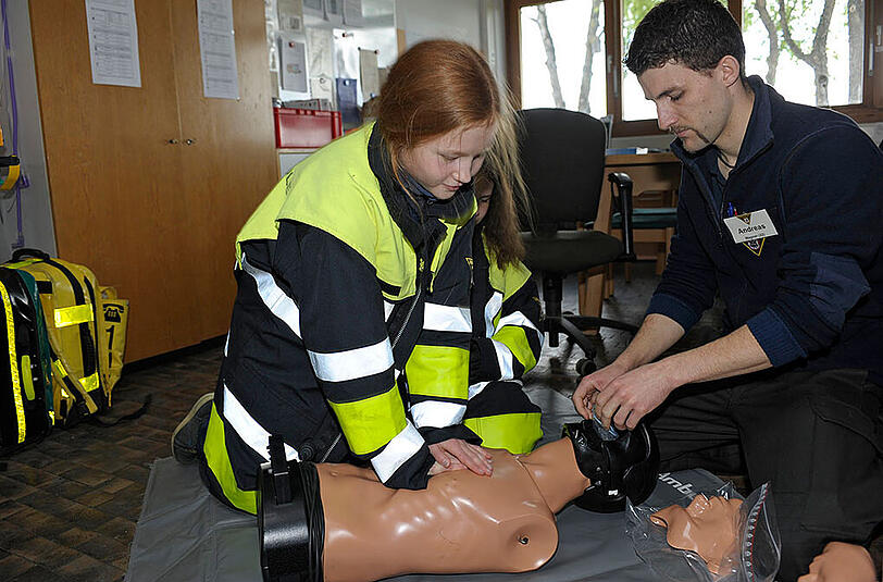 Bilder vom "Girls Day 2016" bei der Berufsfeuerwehr München.