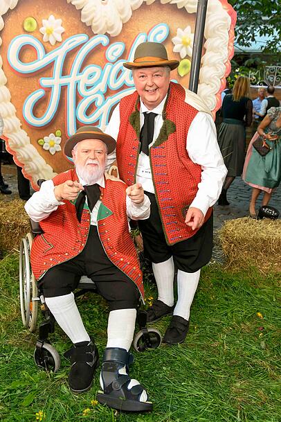 Wilfried Gliem und Wolfgang Schwalm bei ihrem letzten gemeinsamen Auftritt im September 2025 beim "HeidiFest" in M&uuml;nchen.
