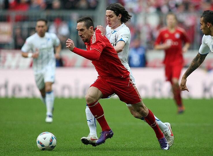 FRANCK RIBERY: Auffälligster Akteur in den Anfangsminuten, mit der auffälligste Akteur auch danach. Zwei Torvorlagen und ein Treffer sind die Bilanz in Zahlen, die Kabinettstückchen und klugen Pässe sind unzählbar. Note 1