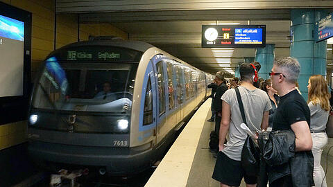 Seit 2016 fährt mit der C2-Serie die neueste U-Bahn-Generation durch die Stadt.