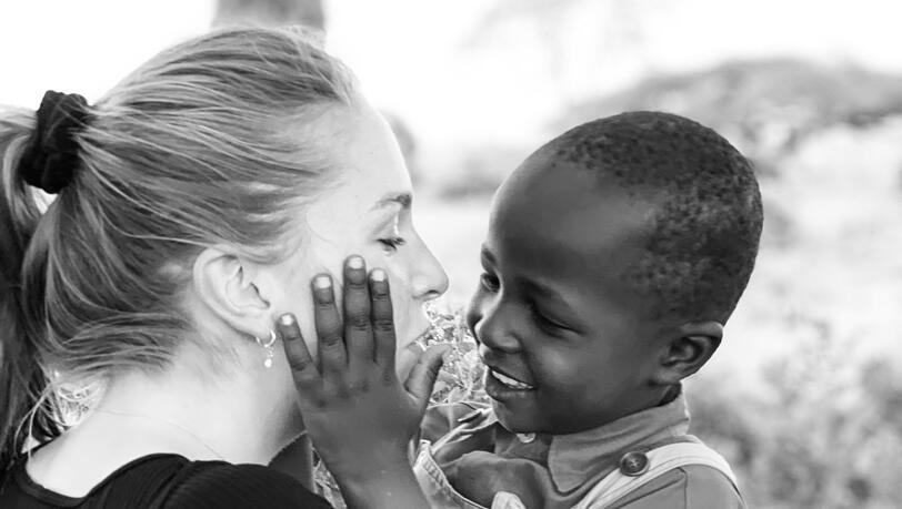 Afrika und die Menschen dort haben einen großen Platz bei Boßlet. Afrika und die Menschen dort haben einen großen Platz bei Boßlet.