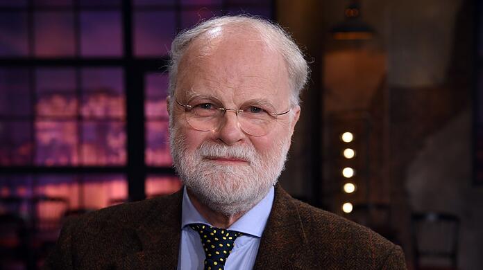 Der 70-jährige Psychiater, Theologe und Autor aus Bonn hat bis 2019 eine psychiatrische Klinik in Köln geleitet. Bekannt wurde er mit Titeln wie "Neue Irre! Wir behandeln die Falschen" (2020). Lütz redet Tacheles und ist gerngesehener Gast in Talkshows.