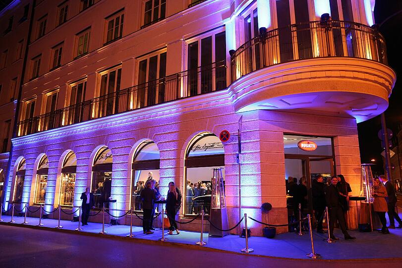 Die französische Luxusmarke Bugatti hat in der Frauenstraße einen neuen Showroom eröffnet.
