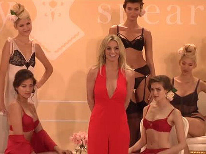 Britney Spears stellt ihre Unterwäsche-Kollektion in New York vor