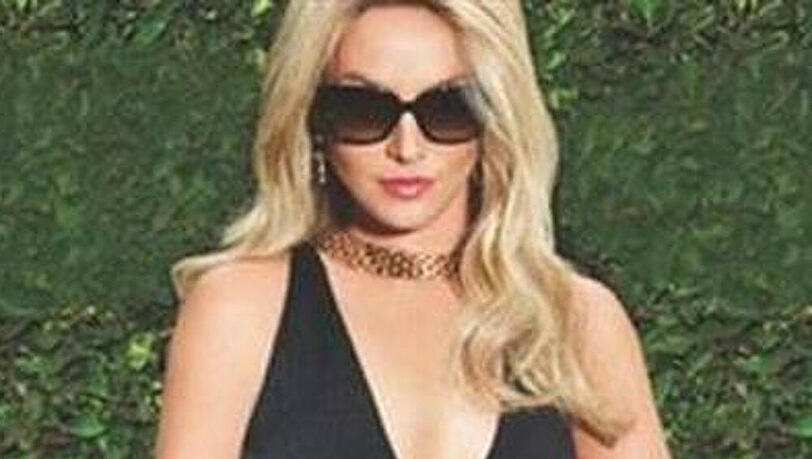 Britney Spears wehrt sich gegen Photoshop-Vorwürfe Britney Spears wehrt sich gegen Photoshop-Vorwürfe