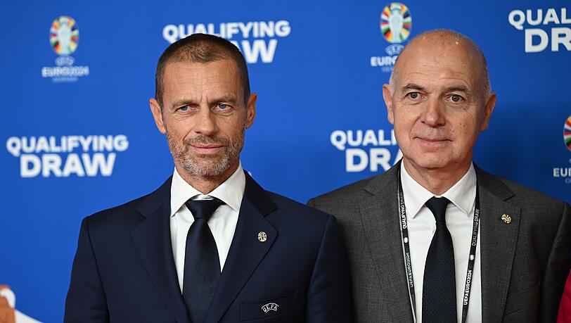 DFB-Chef Neuendorf hat eine klare Haltung zur Russland-Frage im Fußball.