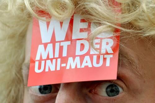 Immmer wieder wird in Bayern gegen die Studiengebühren demonstriert - bisher ohne Erfolg. (Archivbild)
