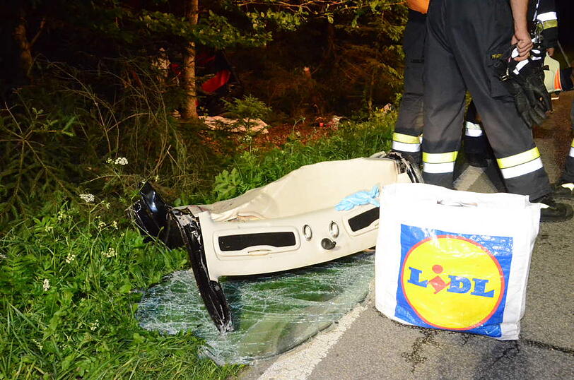 Tödlicher Unfall bei Mühldorf am Inn - die Bilder
