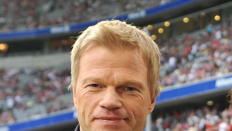Muss zahlen: Oliver Kahn ging dem Zoll ins Netz Muss zahlen: Oliver Kahn ging dem Zoll ins Netz
