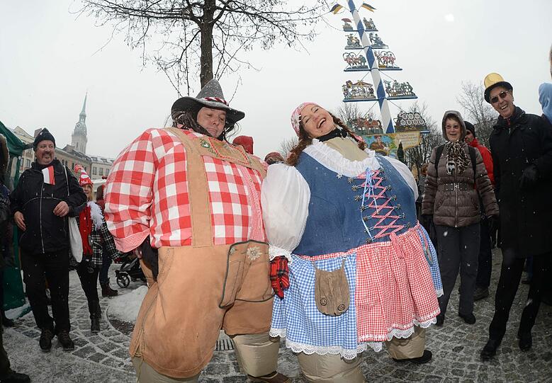 Faschingsdienstag am Viktualienmarkt.