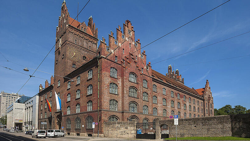 Das Oberlandesgericht in München. Das Oberlandesgericht in München.